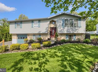 313 Lanie Dr, Birdsboro, PA 19508