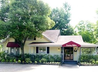 9660 Veterans Memorial Dr, Houston, TX 77038