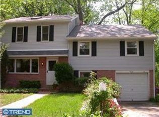 900 Lewis Ln, Bryn Mawr, PA 19010