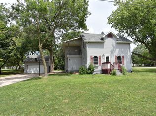 892 E Shady Ln, Neenah, WI 54956