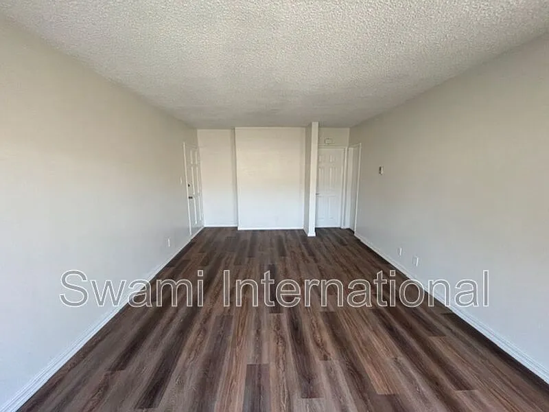 1 bed, 1.0 bath, $1,850 — Photo 4