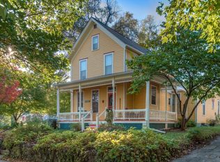 220 7th St E, Hastings, MN 55033