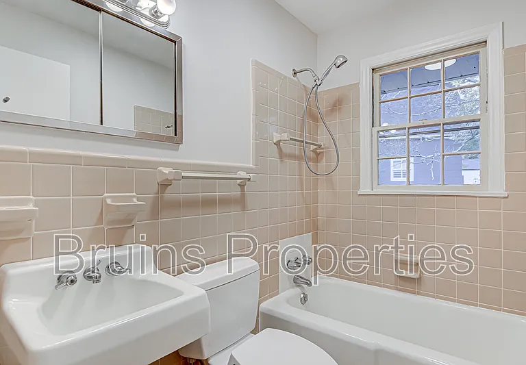 805 Trenton St #A — Photo 14