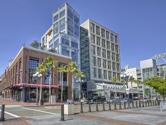 2nd image of 207 5th Ave #1127