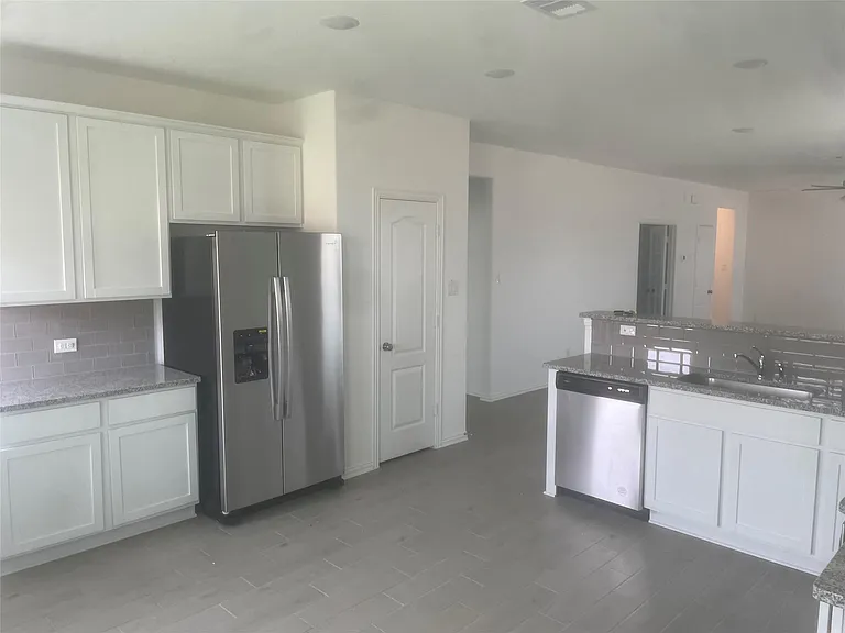 8111 Royal Palm Ct — Photo 8