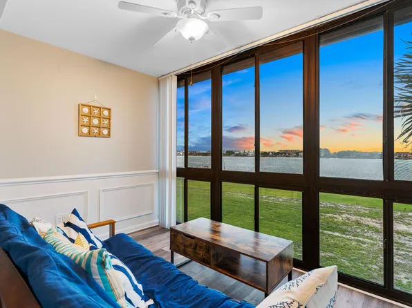 300 Miracle Strip Pkwy #5H, Fort Walton Beach, FL 32548