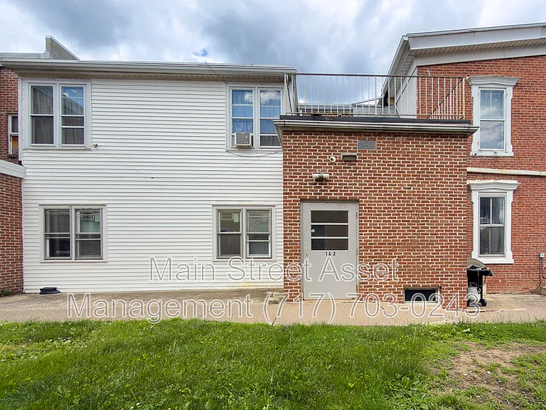 100 S Front St #1 — Photo 17