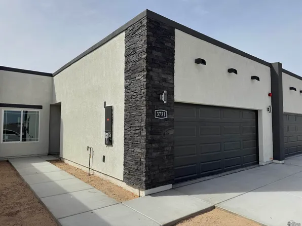 3731 E Santa Palmira St, San Luis, AZ 85336