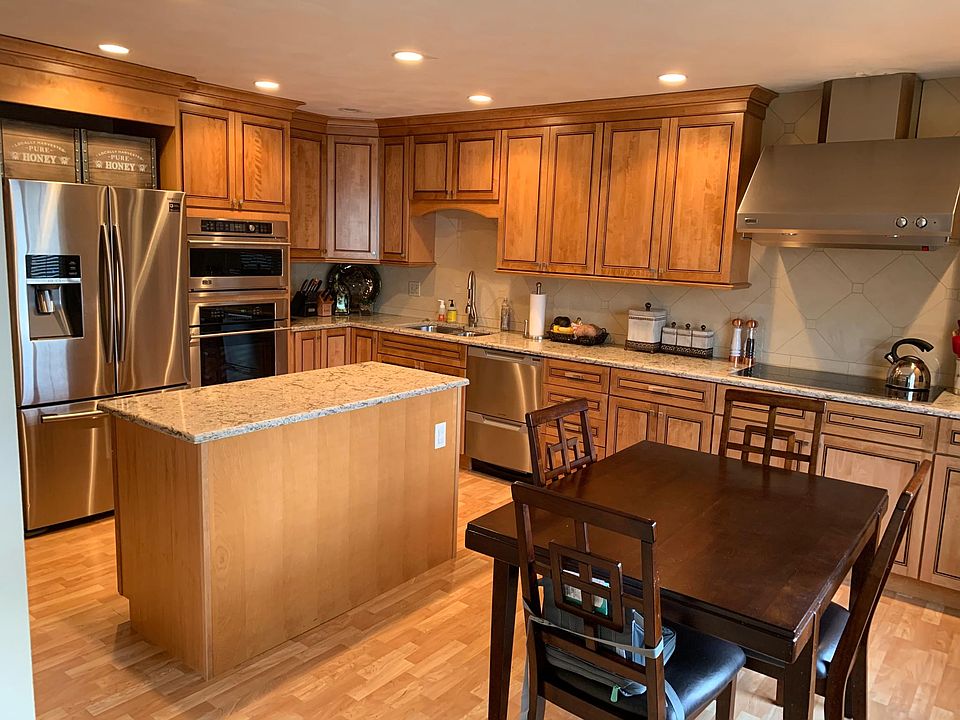 1st image of 4004 Cedar Ct