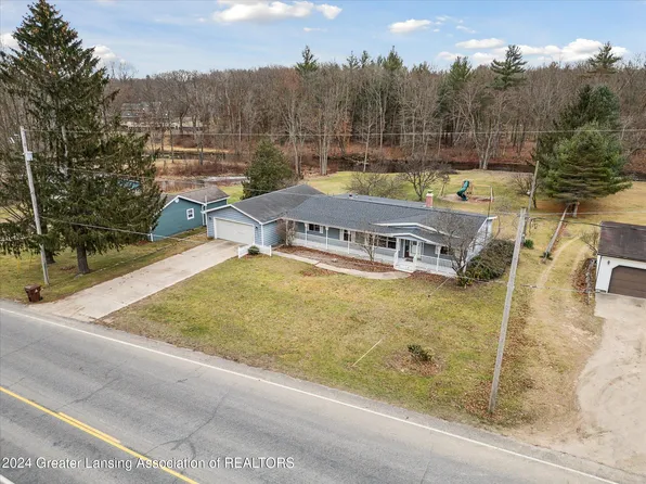 11471 W Sidney Rd, Gowen, MI 49326
