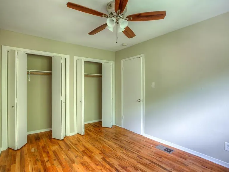 610 Franklin Blvd #C — Photo 2
