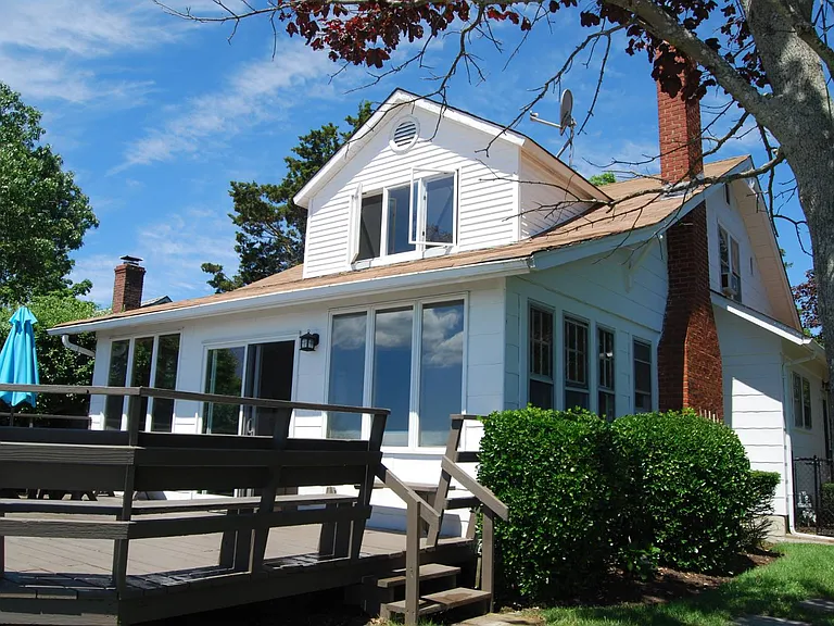 47 Bayside Ave — Photo 9