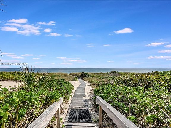 4th image of 1800 Ocean Blvd #210