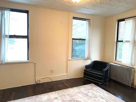 2nd image of 73 Bushwick Ave APT 3R