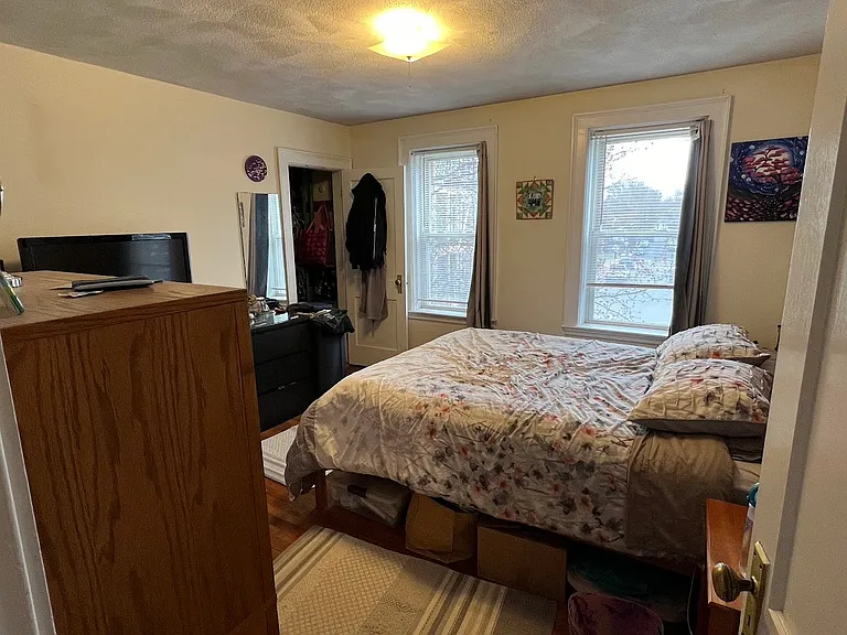 38 Day St Apartments — Photo 14