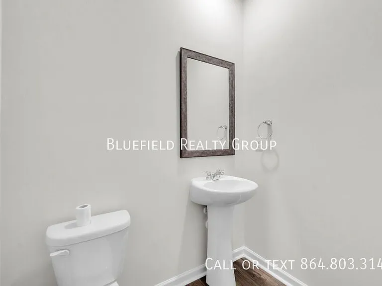 380 Fenwick Dr — Photo 24