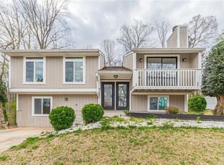 5169 Martins Crossing Rd, Stone Mountain, GA 30088