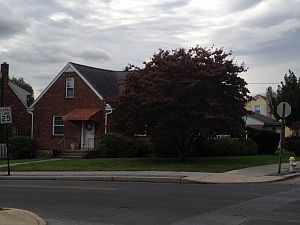 1st image of 521 N 8th Ave