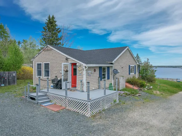 1069 Newbury Neck Road, Surry, ME 04684