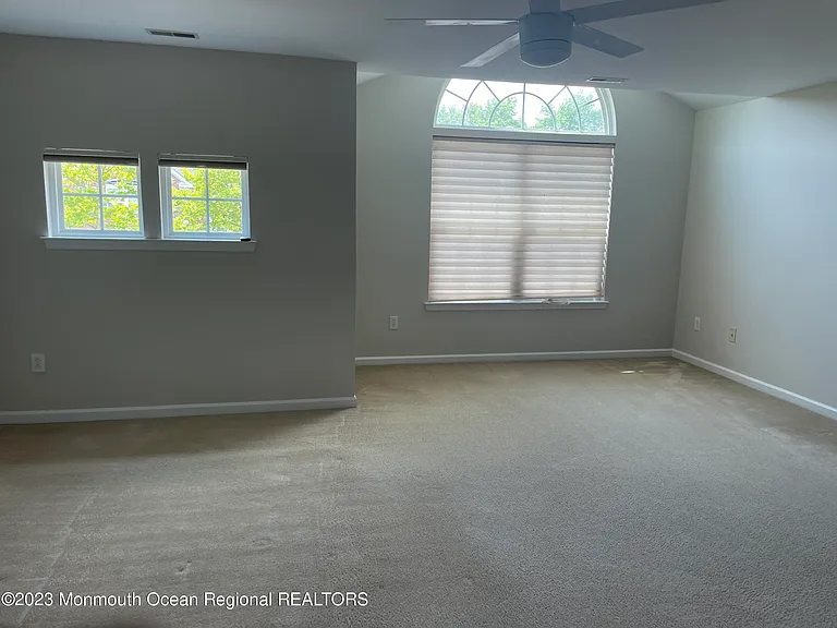 31 Oak Leaf Ln — Photo 15