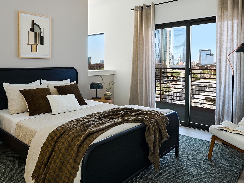 1st image of 635 7th Ave S #601