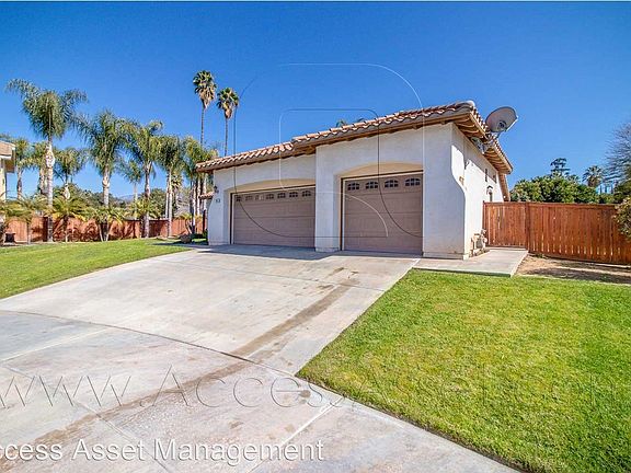 3rd image of 905 Mulbury Ct