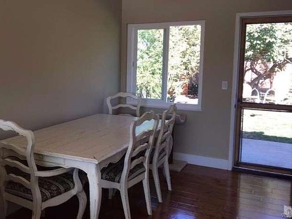 3rd image of 424 Mara Ave