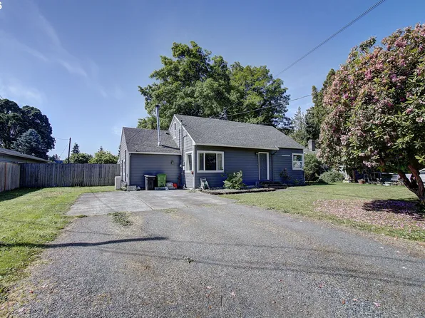 779 Washington St, Woodland, WA 98674