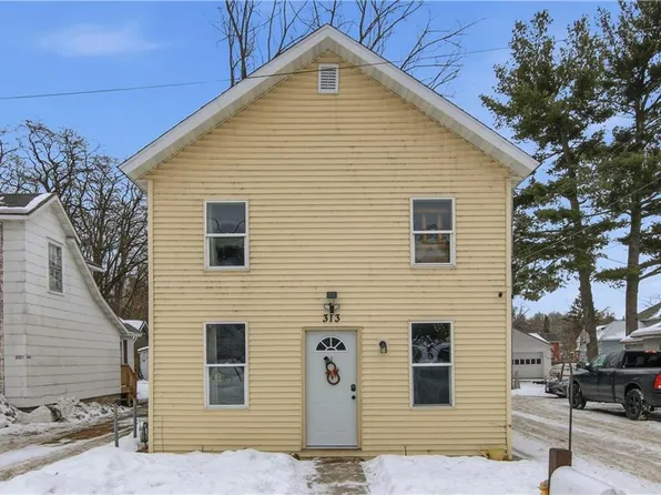 313 E Willow Street, Chippewa Falls, WI 54729