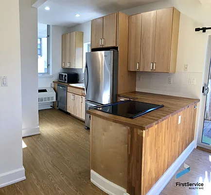 Rented by FirstService Realty (legacy) | media 21