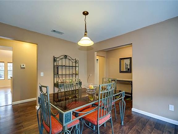 5th image of 2303 Winterstone Dr