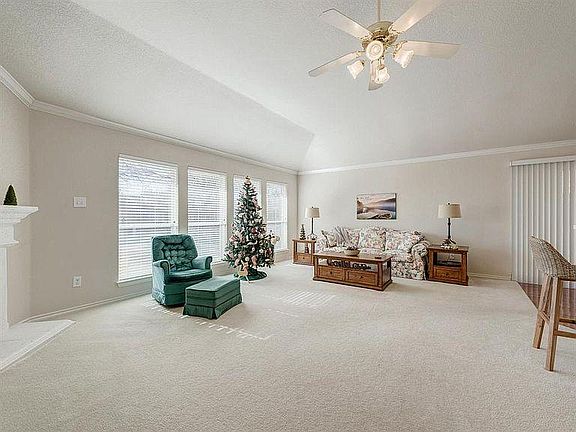 3rd image of 5901 Starboardway Dr