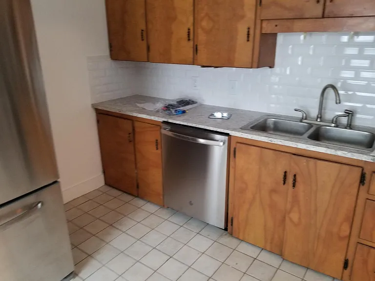 3301 E Jasper St — Photo 9