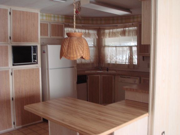 Kitchen area