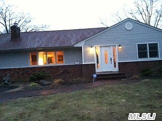 1st image of 82 Helme Ave