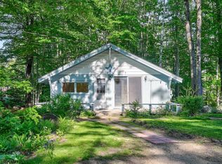27 Ash St, North Conway, NH 03860