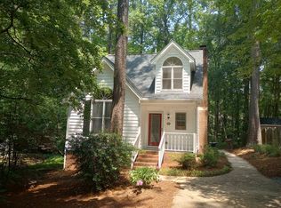 106 Fishers Creek Ct, Cary, NC 27513
