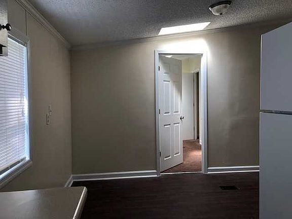 3rd image of 4255 Smokecreek Pkwy Lot 136A