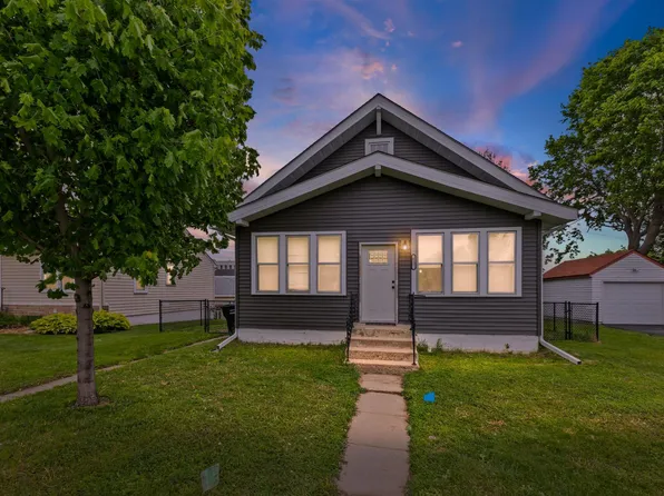627 4th Ave W, Shakopee, MN 55379
