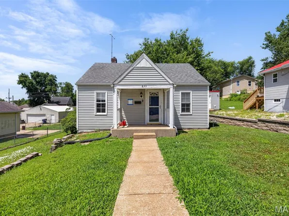 835 Warne St, Festus, MO 63028