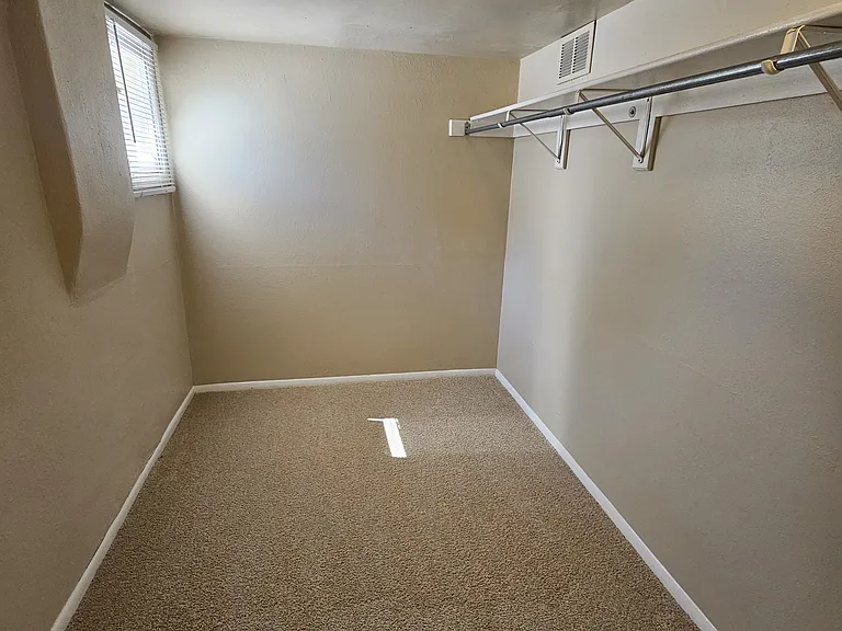 1445 N Quitman St #B — Photo 7