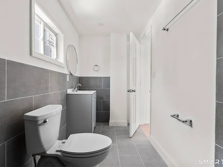 64 Soundview Ave #3 — Photo 25