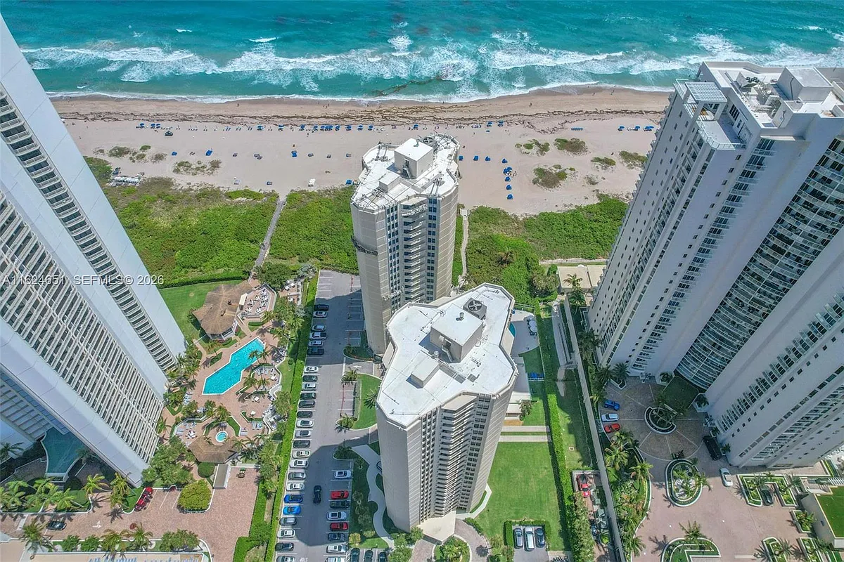 Building Photo - 2800 N Ocean Dr #B-15C