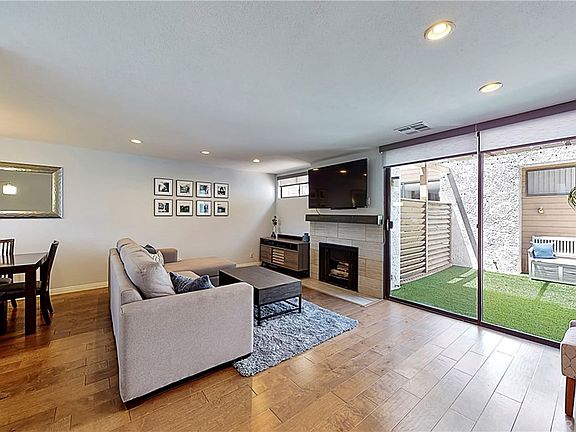 3rd image of 714 N Howard St APT I