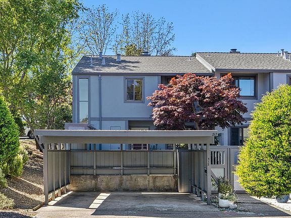 2nd image of 212 Sylvia Way