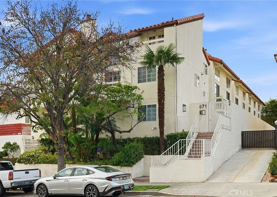 1st image of 871 S Lucerne Blvd APT 2