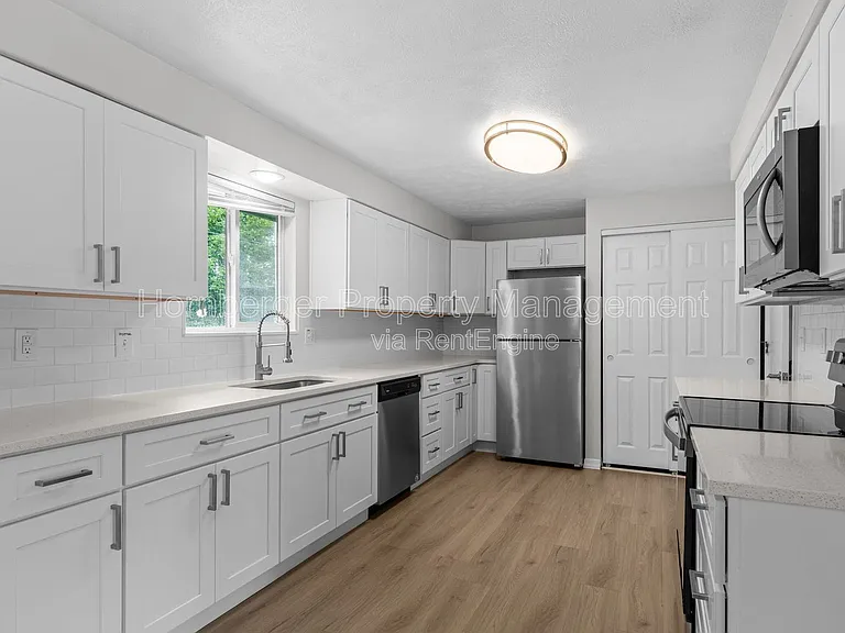 3816 S Bowdish Rd — Photo 11