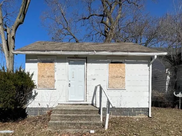 1709 E Bowman St, South Bend, IN 46613