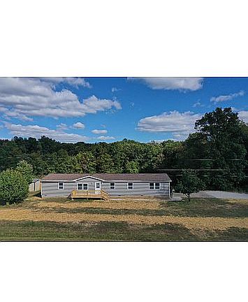 3rd image of 6884 W County Road 575 S