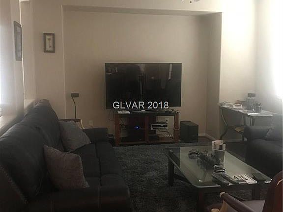 4th image of 9061 Spur Creek Ave